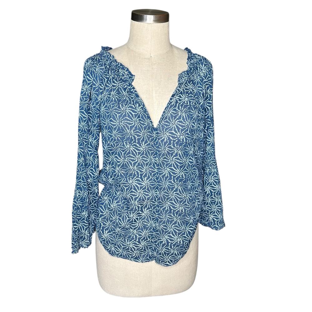 ROLLER RABBIT‎ Blue Patterned Lightweight Semi-Sheer Knit Blouse Women's Size XS